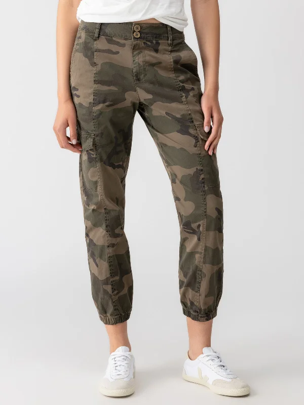 Rebel Standard Rise Pant Hiker Camo Classic Stretch Pants