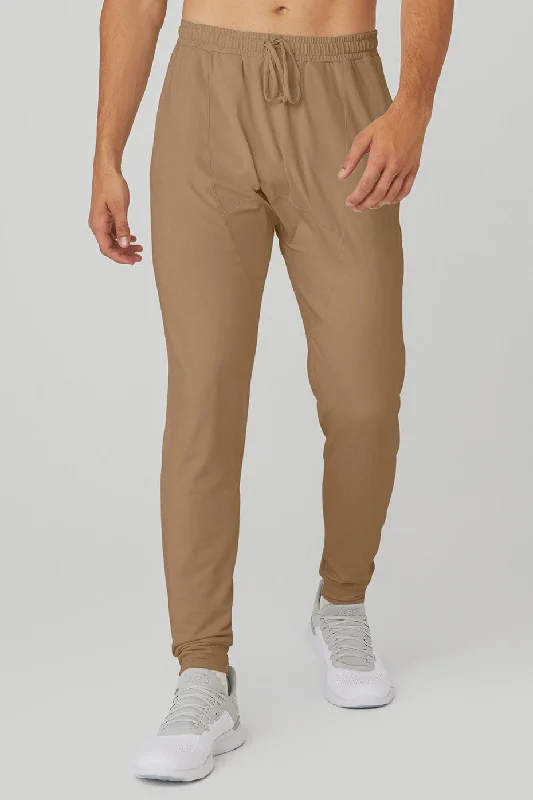 Conquer Revitalize Pant - Gravel Chic Capri Pants