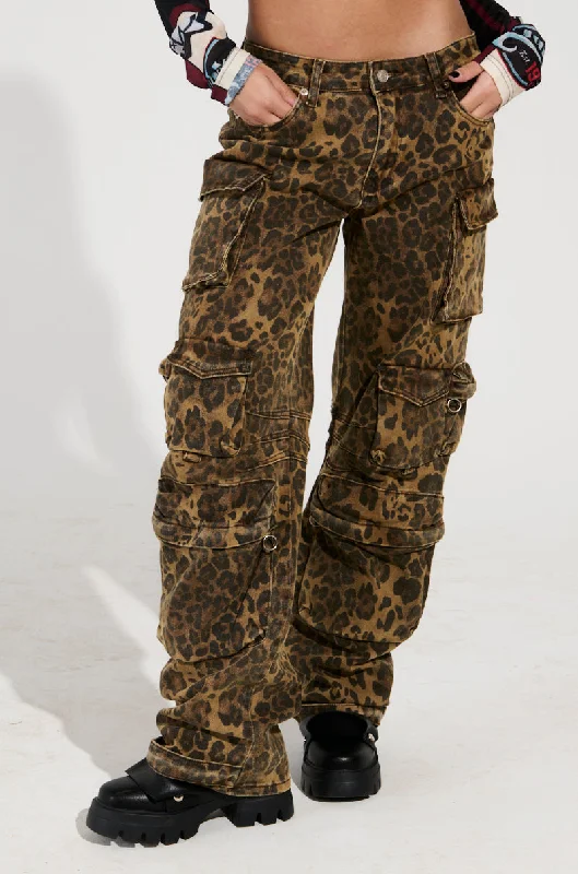 THE ULTIMATE LEOPARD CARGO PANT Warm Wool Trousers