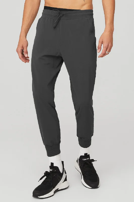 Co-Op 7/8 Pant - Anthracite Casual Sweatpants Style
