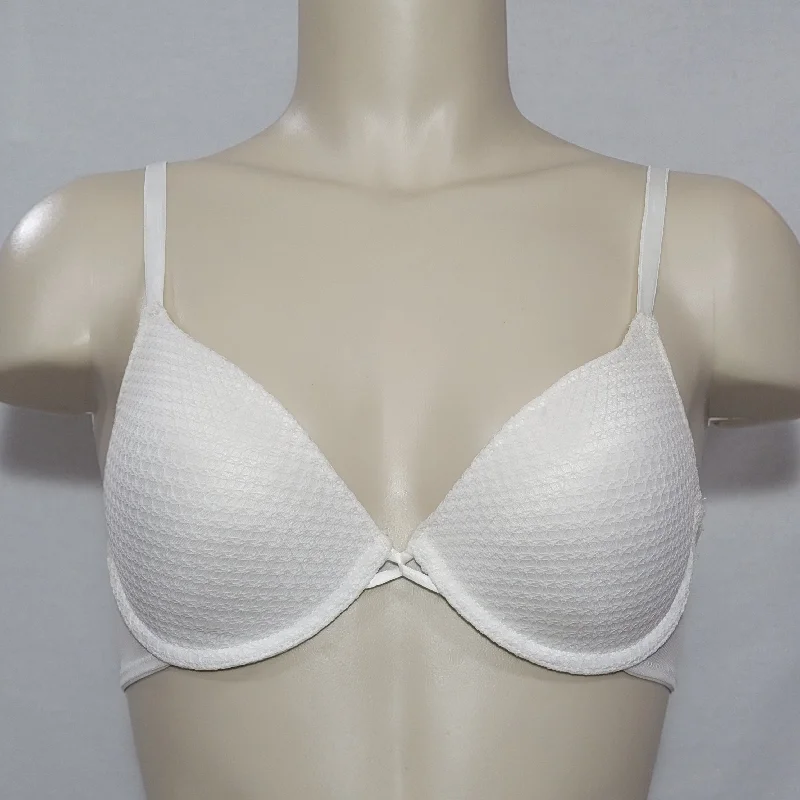 Xhilaration Perfect T-Shirt Strappy Back Underwire Bra 32B White NWT Cotton Fabric Linen Fabric Terry Fabric Xhilaration Perfect T-Shirt Strappy Back Underwire Bra 32B White NWT Cotton Fabric Linen Fabric Terry Fabric