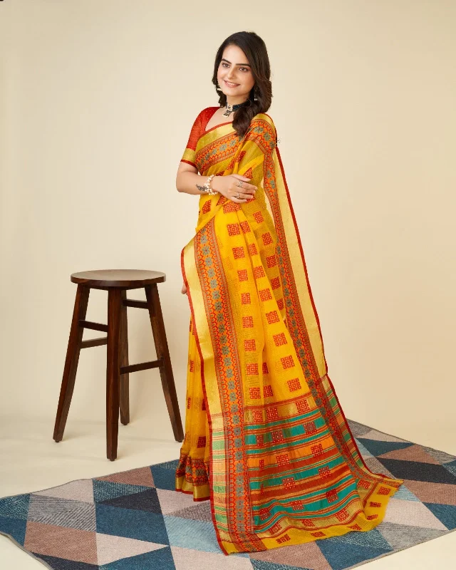 Women Casual Wear Kota Doriya(Semi Cotton) Saree with Un-Stitched Blouse Classic Striped Blouse Women Casual Wear Kota Doriya(Semi Cotton) Saree with Un-Stitched Blouse Classic Striped Blouse