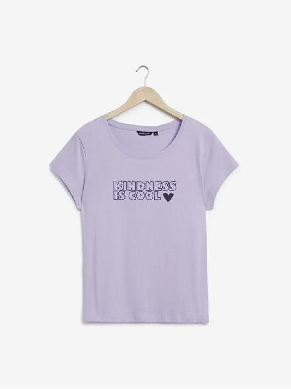 Sassy Soda Curves Lilac Text Design Edna T-Shirt Elasticated Padded Insulated