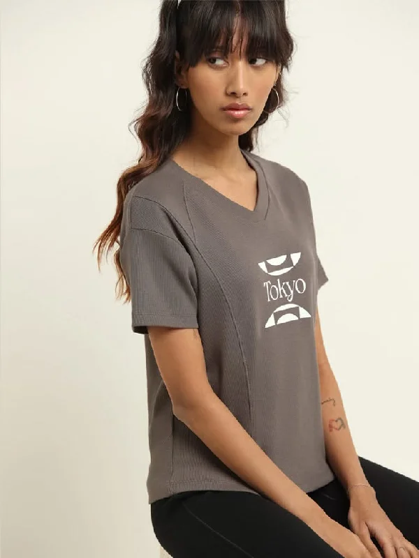 Studiofit Grey Printed T-Shirt Seamless Knitted Crochet