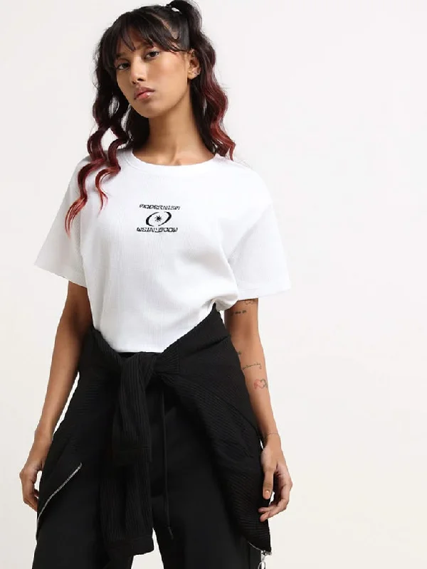 Studiofit White Relaxed-Fit T-Shirt Chenille Brocade Lace