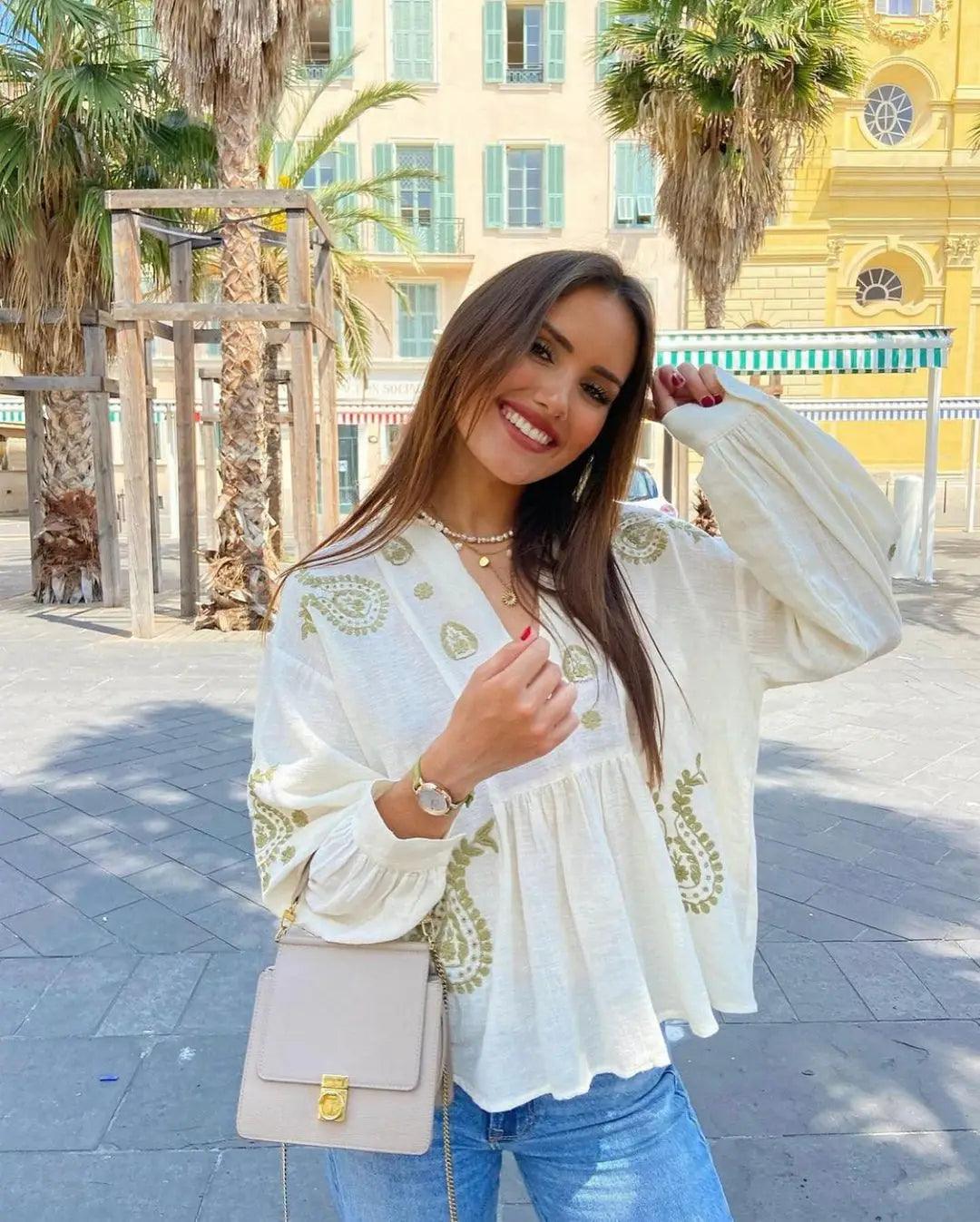 Long Sleeve Embroidery V-Neck Blouse Vintage Lace Blouse