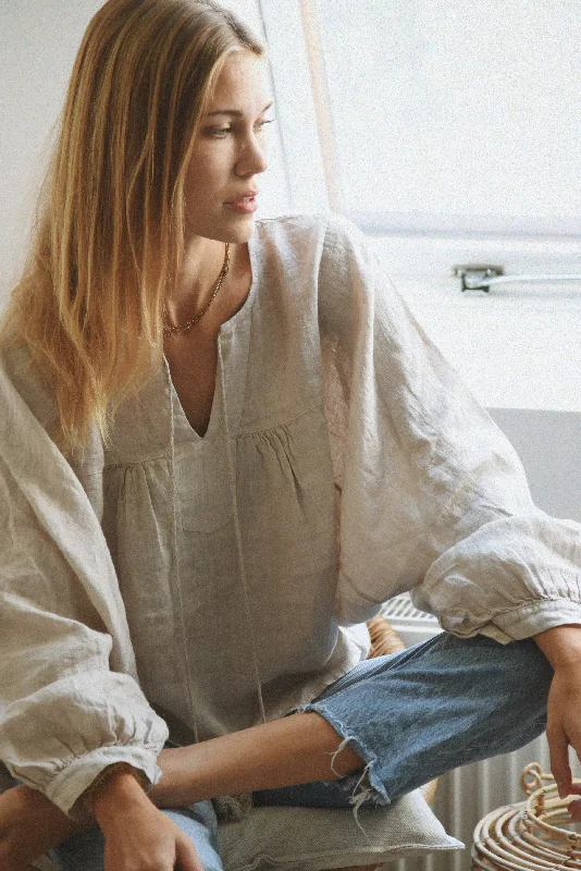 The Meadow Blouse // Moon Classic Minimalist Blouse