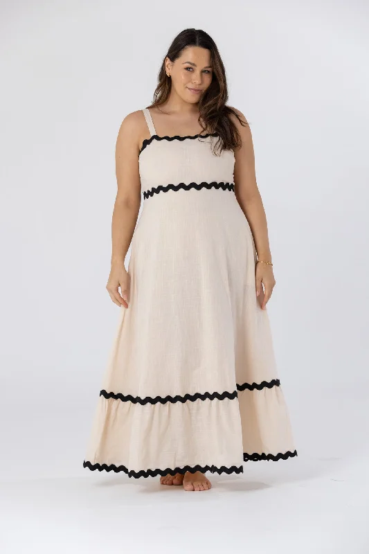 ASHER MAXI DRESS - Beige/Black Trendy Ruffled Maxi Dress