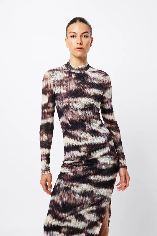 Fusion Maxi Dress Trendy Fit-and-Flare Maxi Dress