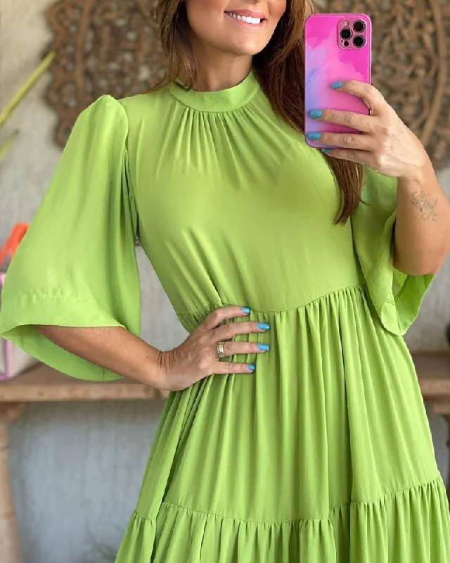GREEN