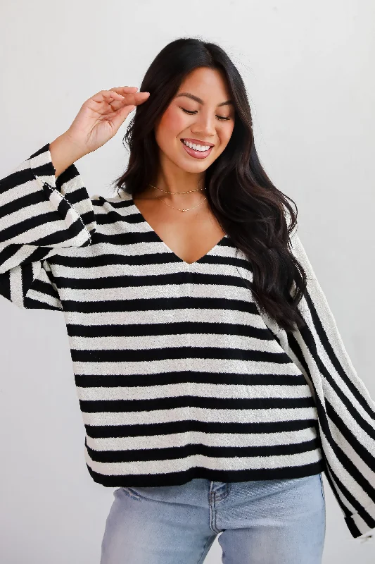 Stylish Forecast White/Black Striped Sweater Herringbone Houndstooth Plaid