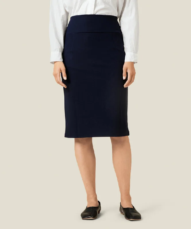 90004392 MaSue Skirt - Navy a-line skirt cut
